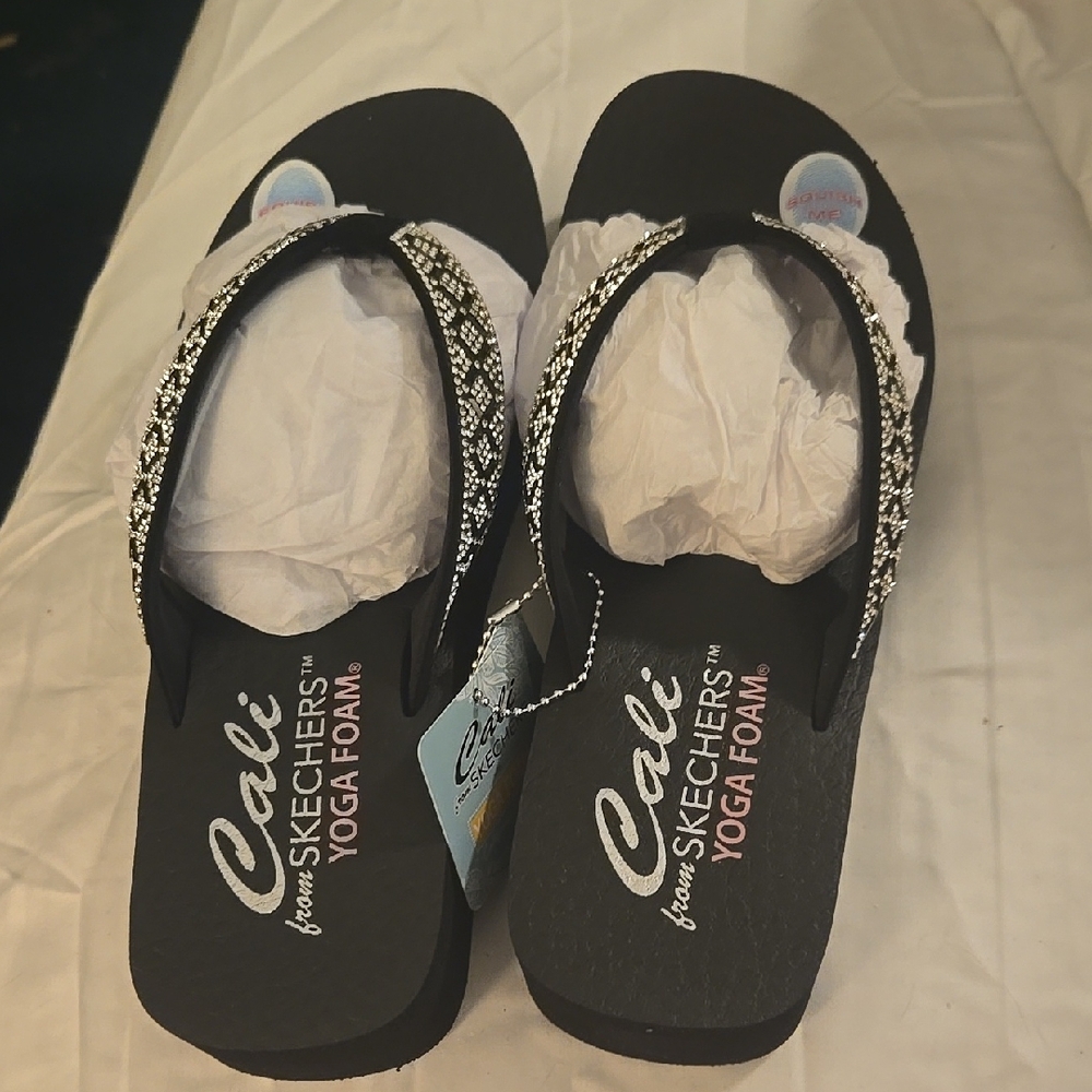 Skechers Women's Black Flip Flops